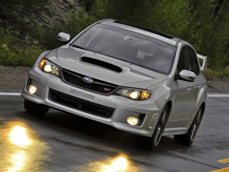  Subaru Impreza WRX STi Sedan 2010 года  (US) (фото 6 из 33)